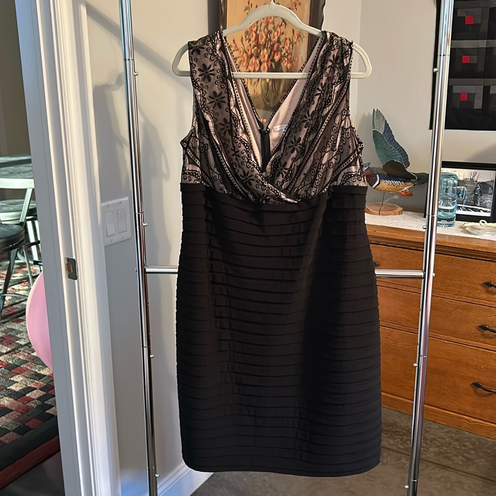 Signature Lana black cocktail dress. Size 18W. Figure flattering!